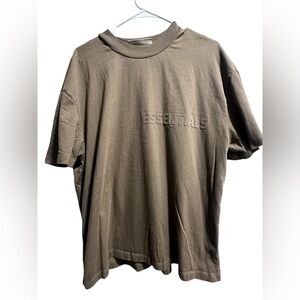 Essentials t shirt size Medium worn 1 time too small